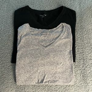 Ava & Viv Plus Size V Neck Tees Gray Black BUNDLE Size 1x